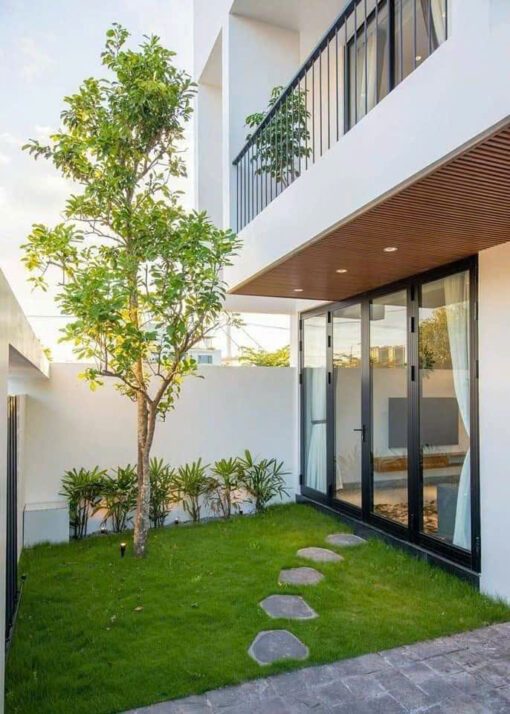 Cửa nhôm kính mẫu 09